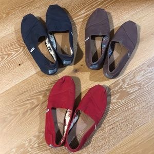 TOMS SHOES CLASSIC ALPARGATA BUNDLE SIZE 7 IN RED, BLUE, AND GREY